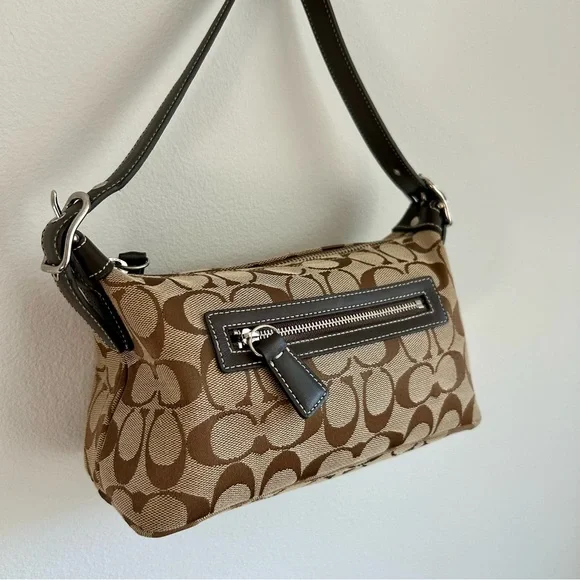 Coach Jacquard Shoulder Bag - Picture 4 of 7